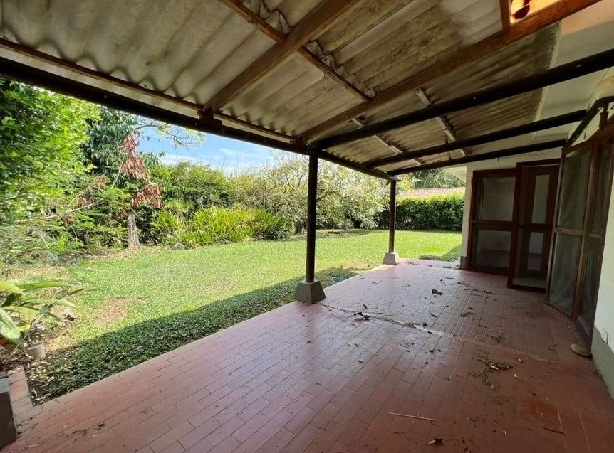 Entrada jardin 2